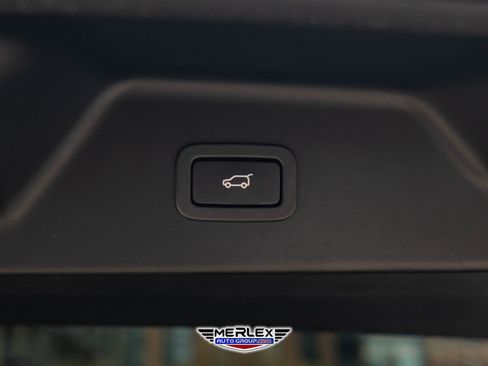 Used 2017 Land Rover Range Rover Supercharged image 53