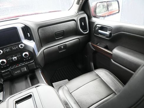 Used 2020 GMC Sierra 1500 SLT RWD image 14