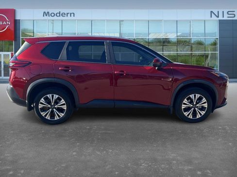 Certified 2023 Nissan Rogue SV w/ SV Premium Package image 4