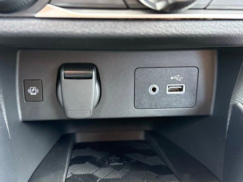 New 2025 Nissan Versa SV w/ Trunk Package image 26