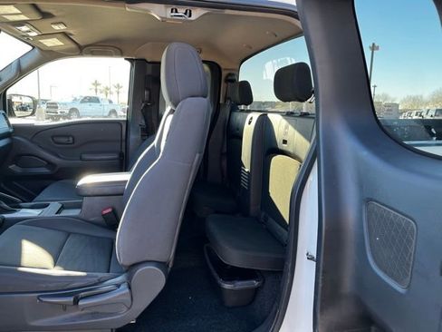 Used 2023 Nissan Frontier S w/ Technology Package image 13