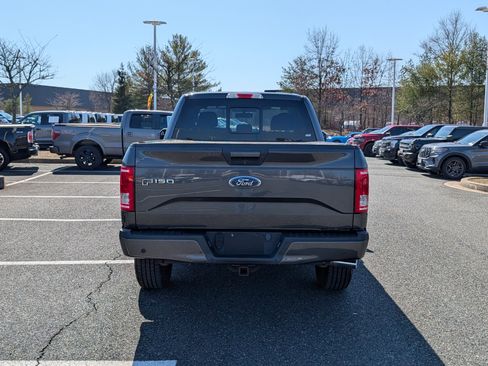 Used 2016 Ford F150 XLT w/ Equipment Group 302A Luxury image 4