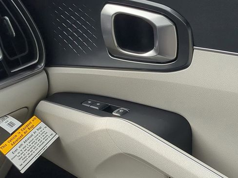 New 2026 Kia Sorento S image 14