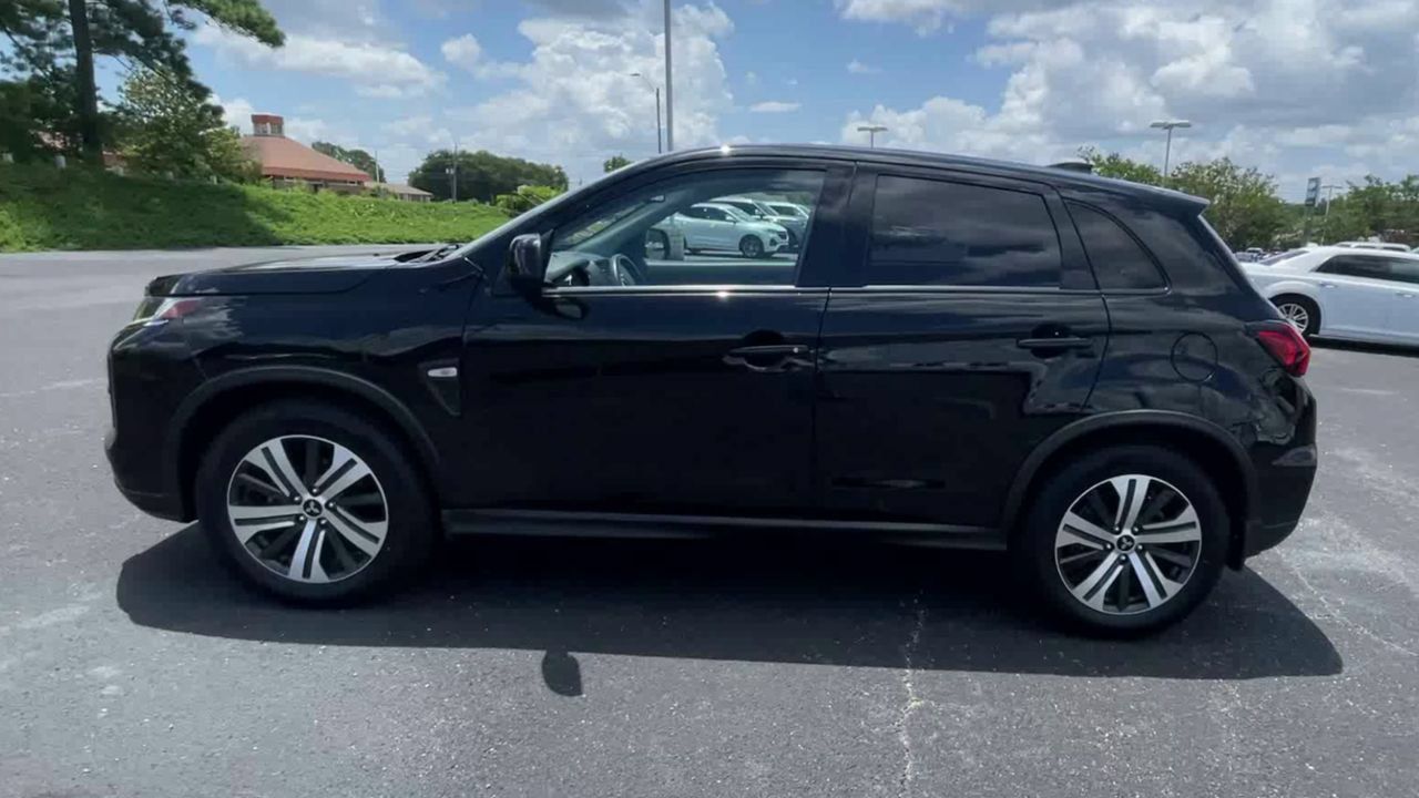 Used 2025 Mitsubishi Outlander Sport AWD image 5
