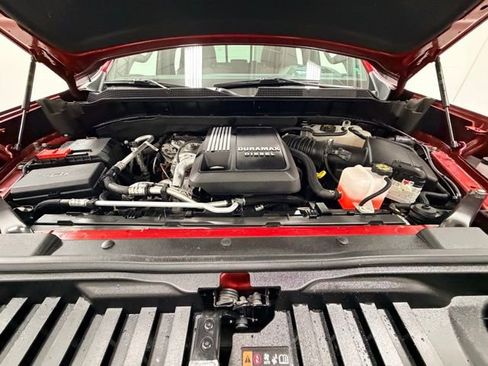 Certified 2024 Chevrolet Silverado 1500 High Country w/ Technology Package image 34