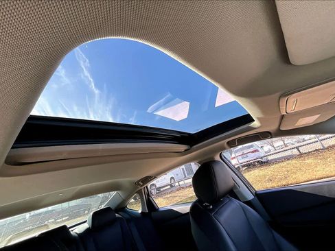 Used 2023 Honda Accord EX-L image 13