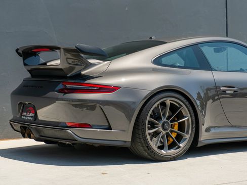 Used 2018 Porsche 911 GT3 RWD image 35