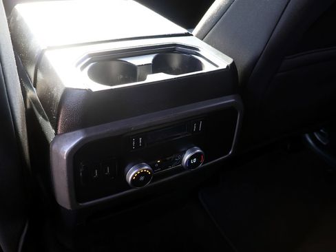 Used 2020 Ford Expedition XLT AWD/4WD image 15