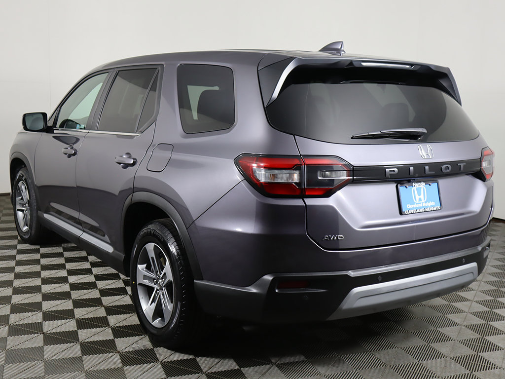 Certified 2024 Honda Pilot EX-L image 9