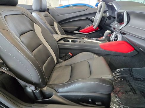 Used 2024 Chevrolet Camaro LT RWD image 12