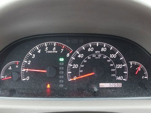 Used 2006 Toyota Camry XLE FWD image 10