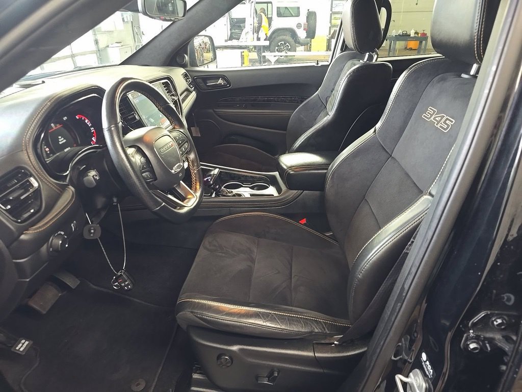 Used 2025 Dodge Durango R/T AWD/4WD image 3