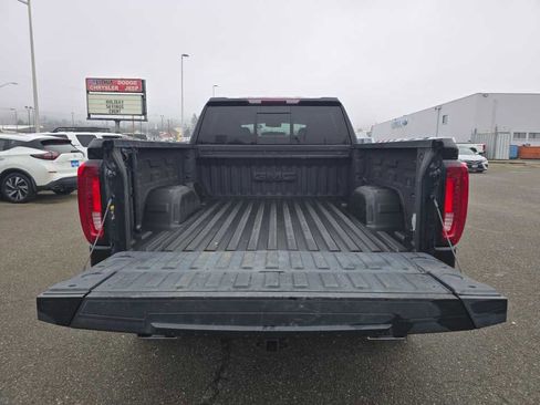 Used 2021 GMC Sierra 1500 SLT w/ SLT Premium Package image 19