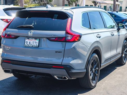 Used 2024 Honda CR-V Sport image 9