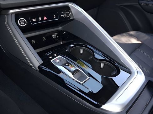 New 2026 Audi Q5 Premium Plus AWD/4WD image 25