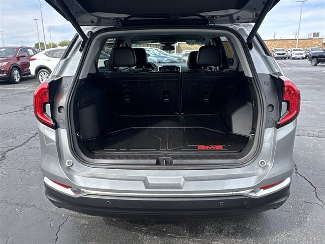 Certified 2024 GMC Terrain SLT w/ LPO, Floor Liner Package FWD image 24