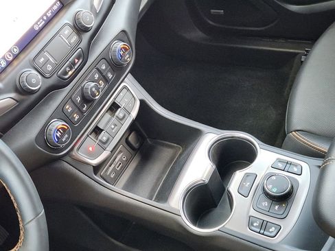 Used 2023 GMC Terrain AT4 w/ Infotainment Package II image 18