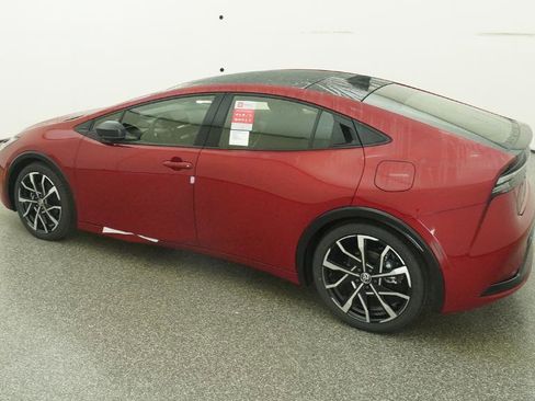 New 2026 Toyota Prius Plug-In Hybrid image 17