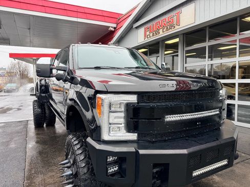 Used 2017 Ford F350 Platinum w/ Platinum Ultimate Package image 19