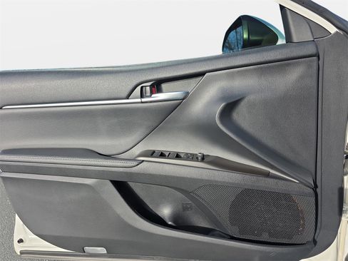 Used 2021 Toyota Camry XSE image 26