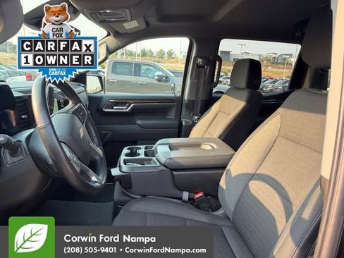 Used 2024 Chevrolet Silverado 1500 LT AWD/4WD image 10