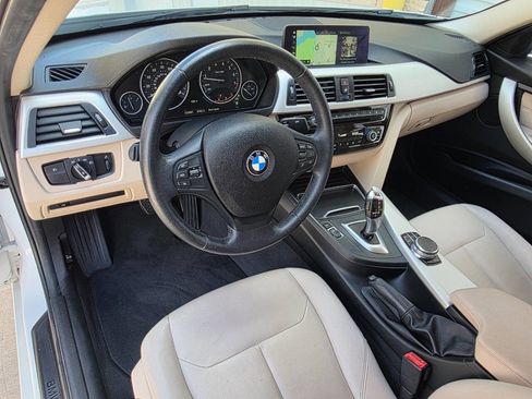 Used 2018 BMW 320i Sedan image 12