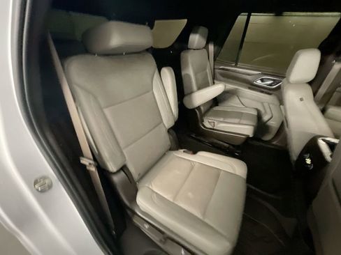 Used 2021 Chevrolet Tahoe Z71 w/ Luxury Package image 27