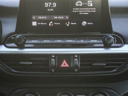 Used 2024 Kia Forte LXS image 15