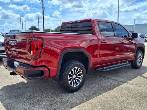 Used 2022 GMC Sierra 1500 AT4 w/ Technology Package AWD/4WD image 26