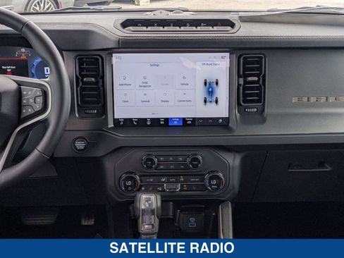 New 2025 Ford Bronco Badlands image 20