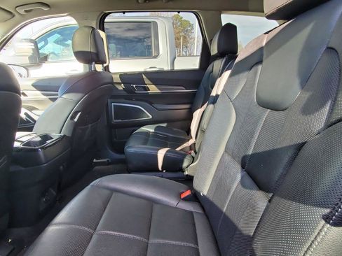 Used 2021 Kia Telluride EX w/ EX Premium Package image 5