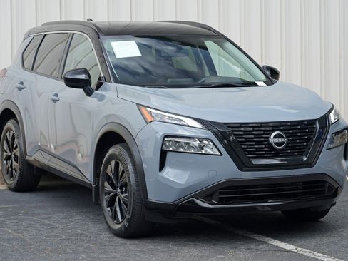 Used 2023 Nissan Rogue SV w/ SV Premium B Package FWD image 49