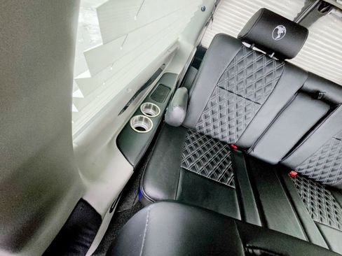 Used 2025 Chevrolet Express 2500 w/ Driver Convenience Package image 28