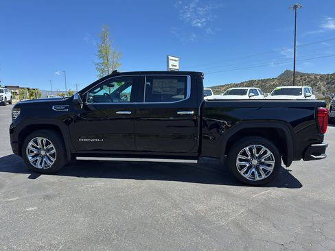 New 2026 GMC Sierra 1500 Denali w/ Denali Reserve Package AWD/4WD image 4