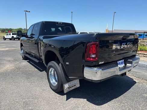 New 2026 RAM 3500 Tradesman AWD/4WD image 3