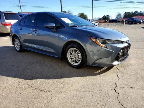 Used 2020 Toyota Corolla LE image 17