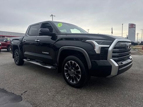 Used 2023 Toyota Tundra Limited w/ Power Package image 8
