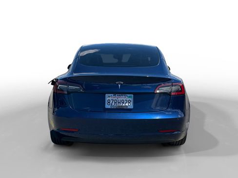 Used 2022 Tesla Model 3 image 4