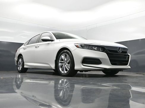 Used 2019 Honda Accord LX image 44