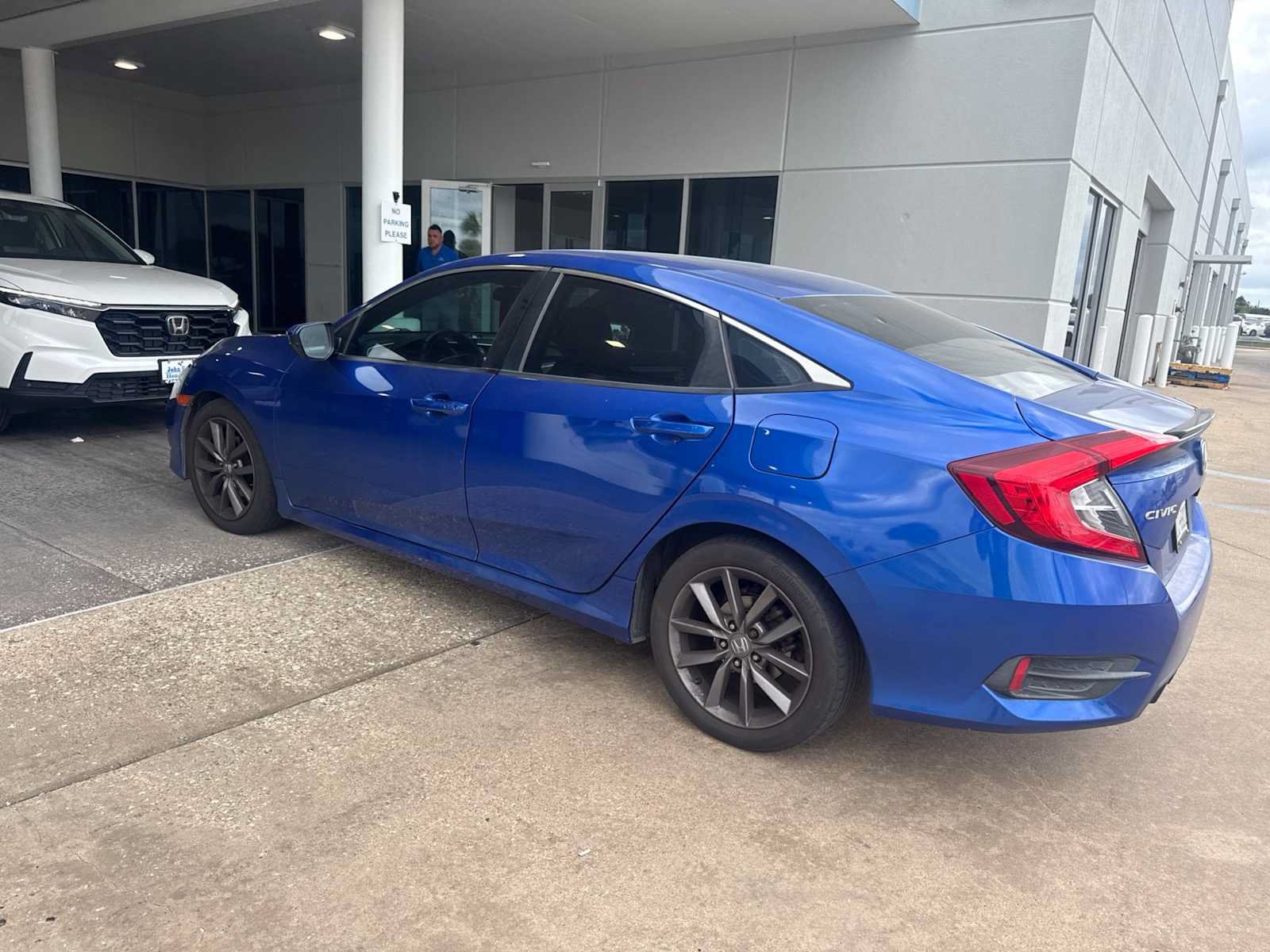 Used 2021 Honda Civic Sport image 2