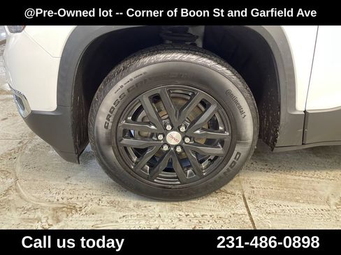 Used 2019 GMC Acadia SLT AWD/4WD image 11