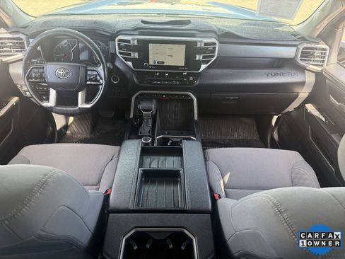 Used 2022 Toyota Tundra SR5 w/ Convenience Package image 16