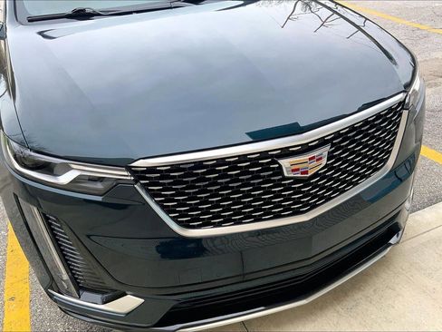 Certified 2024 Cadillac XT6 Premium Luxury image 30