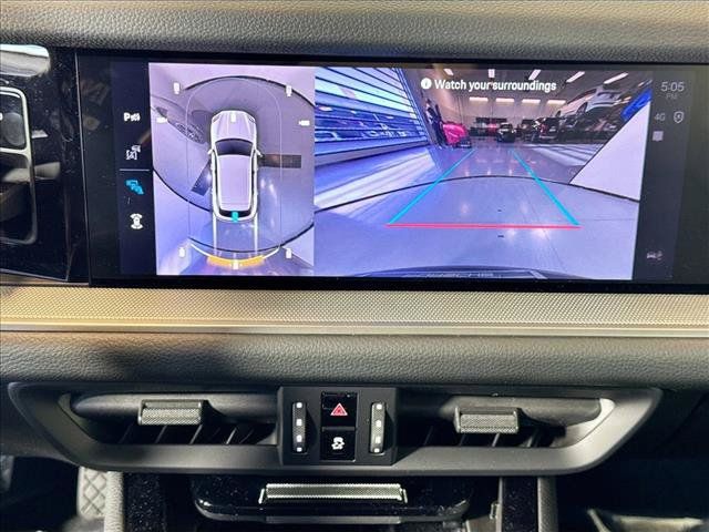 Certified 2026 Porsche Cayenne AWD/4WD image 17