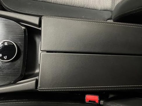 Used 2023 Nissan Rogue SV image 19