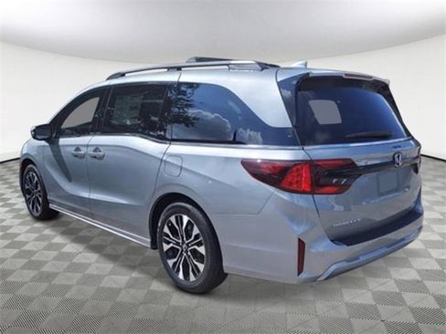 New 2026 Honda Odyssey Elite image 3