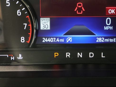 Used 2024 Ford Explorer Limited w/ Equipment Group 301A AWD/4WD image 40