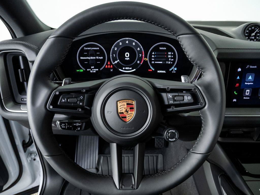 Used 2026 Porsche Cayenne AWD/4WD image 9