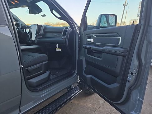 New 2026 RAM 2500 Big Horn AWD/4WD image 86