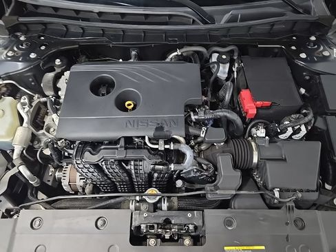 Used 2020 Nissan Altima 2.5 S FWD image 13